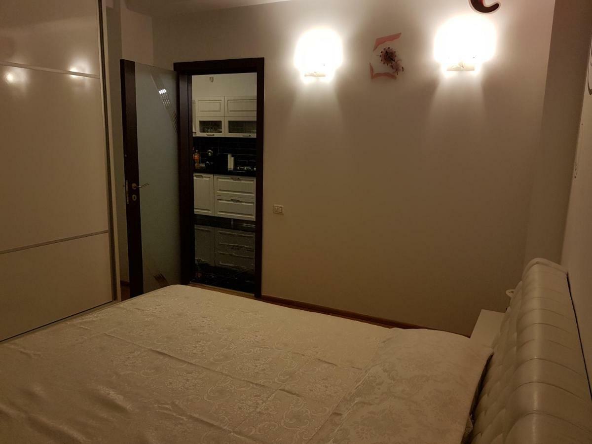 Apartament Mamaia Sat Năvodari Eksteriør bilde