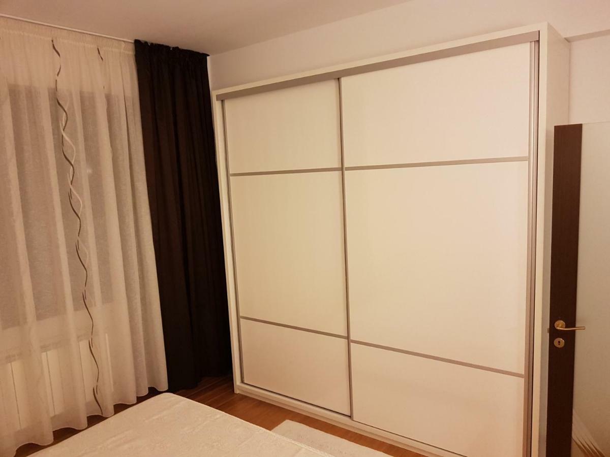 Apartament Mamaia Sat Năvodari Eksteriør bilde